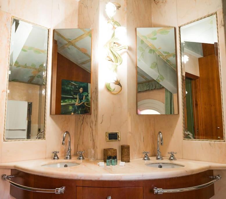 Apartament Carbonesi Luxury - Centro Storico Bolonia Zewnętrze zdjęcie