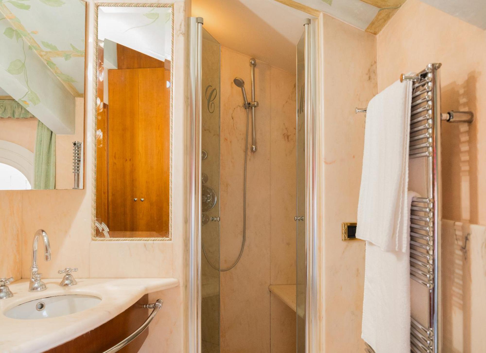 Apartament Carbonesi Luxury - Centro Storico Bolonia Zewnętrze zdjęcie